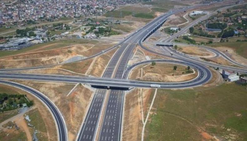 İzmir-Antalya arası 3 saate iniyor