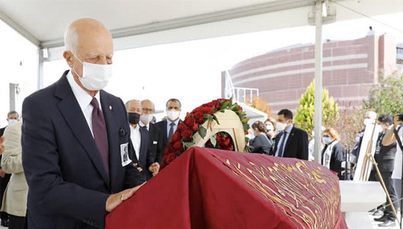 Suna Kıraç, son yolculuğuna uğurlandı