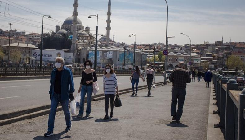 Türkiye’de her 53 saniyede 1 kişi Covid-19’a yakalanıyor!
