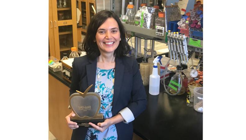 Sabri Ülker Bilim Ödülü, Doç. Dr. Elçin Ünal’a verildi