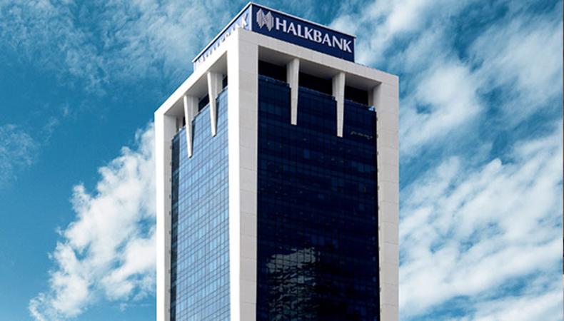 Halkbank yardım tırı İzmir'de depremzedelerin yanında