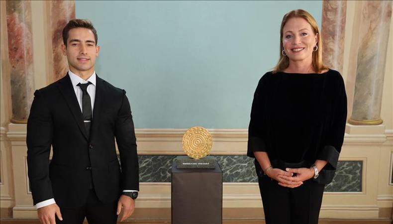 "2020 Mustafa V. Koç Spor Ödülü"nün sahibi, milli sporcu İbrahim Çolak oldu
