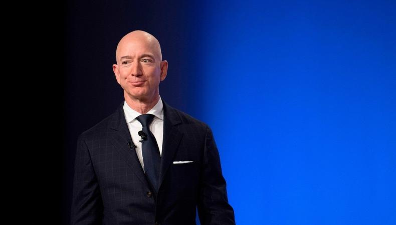 Jeff Bezos'tan dev hisse satışı