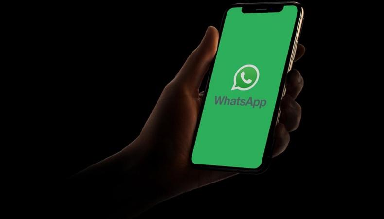 WhatsApp geri adım attı