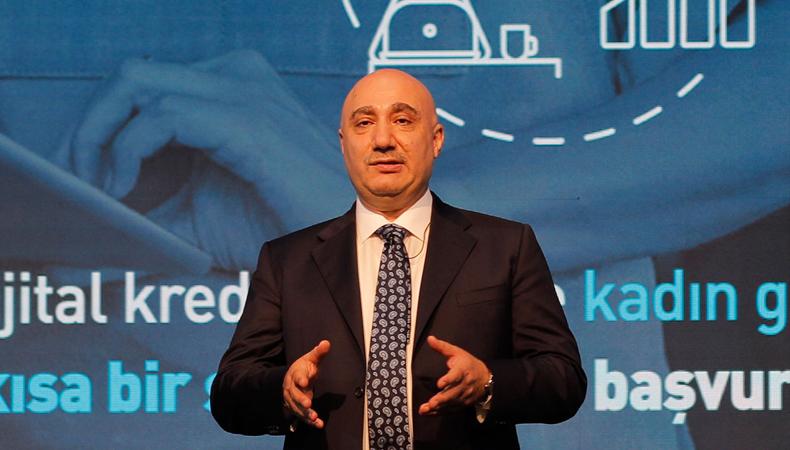Halkbank'tan kadın girişimcilere "dijital kredi"
