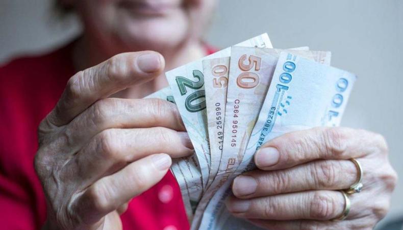 SGK açıkladı: Prim borcu olana kredi ile emeklilik imkanı