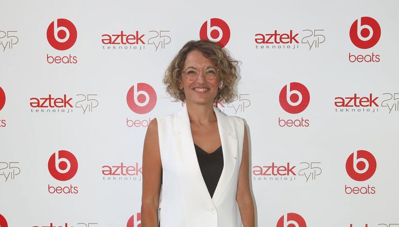 Apple, Beats Studio Buds'u Türkiye'de tanıttı