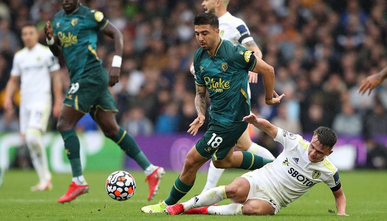 Bitci, Watford ile anlaştı