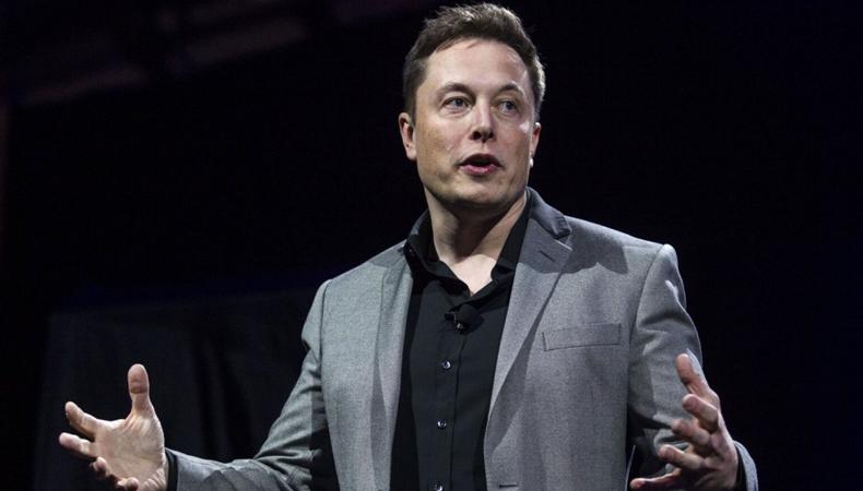 Elon Musk 'influencer' olacak