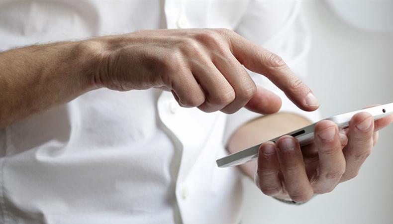 Günde ortalama 4,8 saat cep telefonu uygulamalarına ayrılıyor