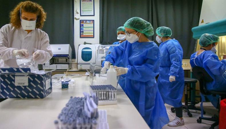İzmir'deki PCR laboratuvarında 5 örnekten biri pozitif çıkıyor
