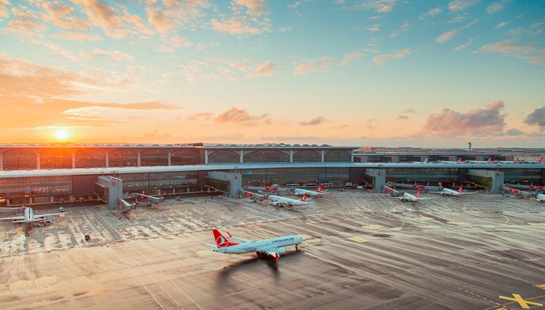 İstanbul havalimanlarından uçan yolcu sayısı 22 milyon arttı