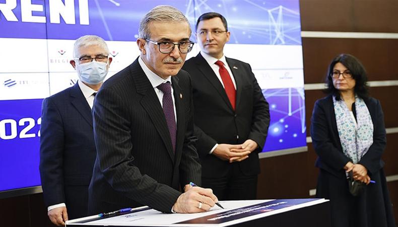 Savunma sanayisinde 13 Ar-Ge projesi için imzalar atıldı