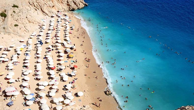 Türkiye'nin turizm geliri, 2021'de bir önceki yıla göre yüzde 103 arttı