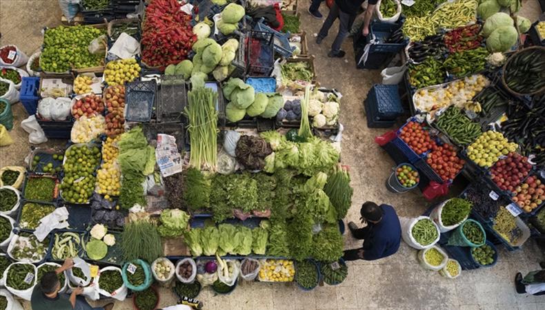 Halciler sebze meyve fiyatının hallerde belirlenmesini istiyor