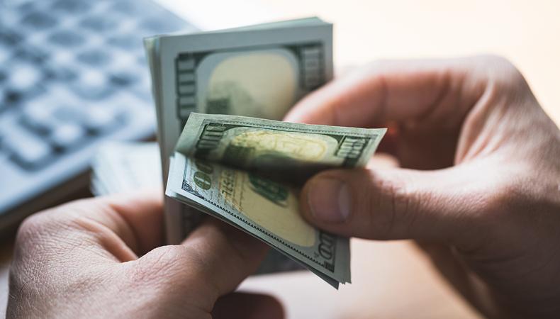 Yurt dışında yerleşik kişiler, geçen hafta 245,2 milyon dolarlık hisse senedi aldı