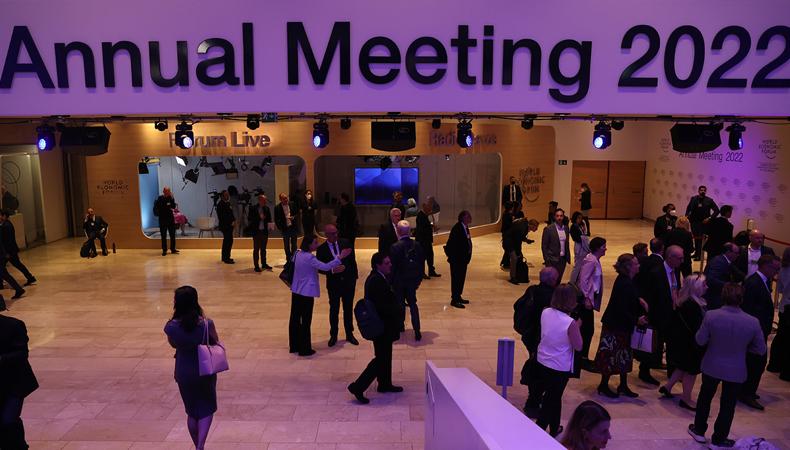 Davos Zirvesi olarak da bilinen Dünya Ekonomik Forumu başladı