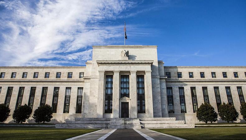 Fed tutanakları gelecek birkaç toplantıda 50 baz puanlık faiz artışına olan desteği gösterdi