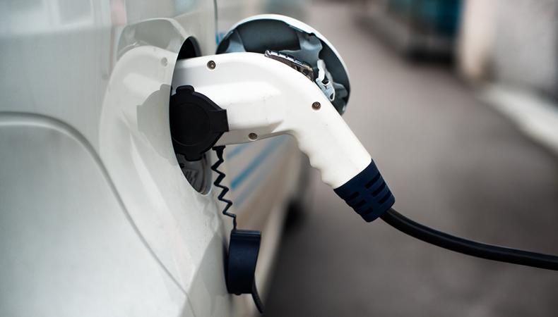 Elektrikli araç şarj istasyonları şarj istasyonlarında ilk lisanslar verildi