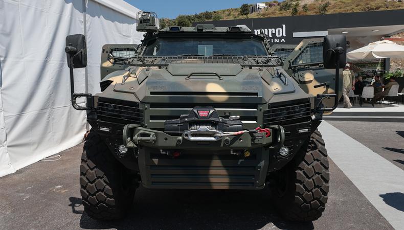 Üç ülke Türk zırhlısı Yörük 4x4 kullanmaya başlayacak
