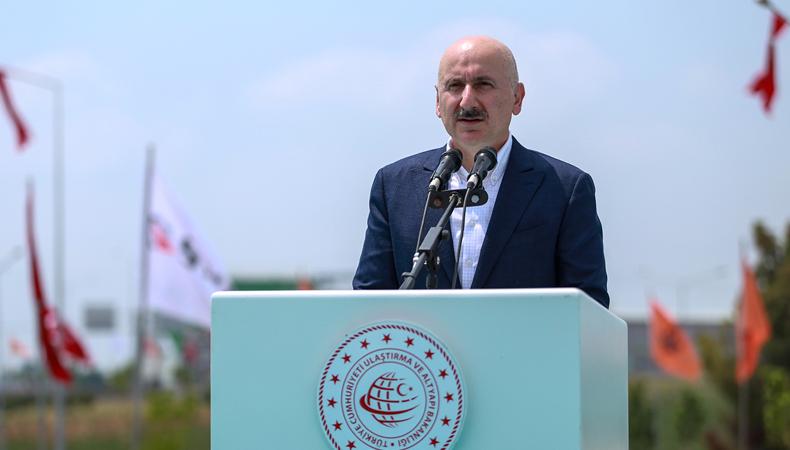 Bakan Karaismailoğlu: 5G'ye azami ölçüde yerli ve milli şebeke ürünlerini kullanarak geçeceğiz