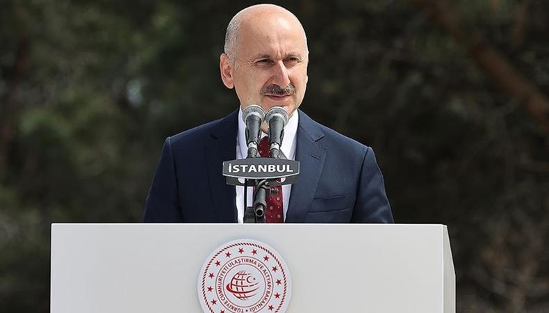 "İstanbul Havalimanı'nda bagaj alım 16 dakika, check-in 1 dakika sürüyor"