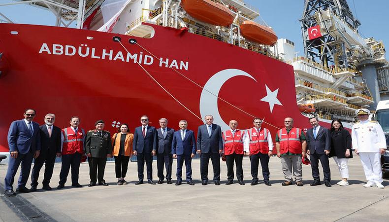 "Abdülhamid Han, Doğu Akdeniz'de arama kuyuları açacak"