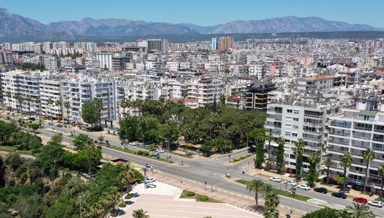 Antalya yabancıya konut satışında 68 ay sonra İstanbul'u geçti
