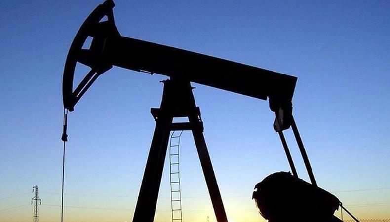 ABD'nin ticari ham petrol stokları azaldı