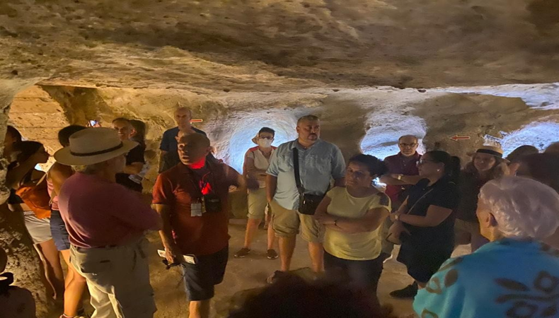İspanyol turistler, tarihi Kayaşehir'i gezdi