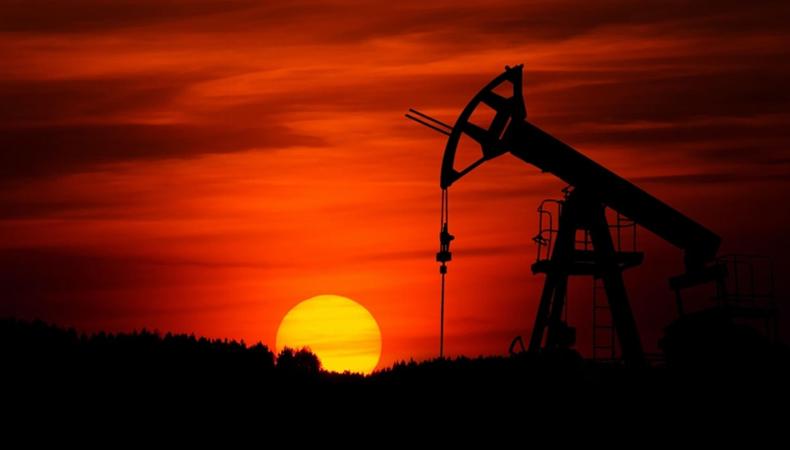 AB ham petrol piyasasında Rusya'dan boşalan yeri ABD dolduruyor