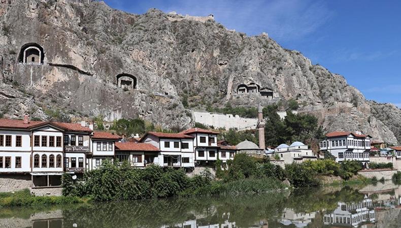 Harşena Dağı ve Pontus Kral Kaya Mezarları'yla ilgili UNESCO dosyası tamamlandı