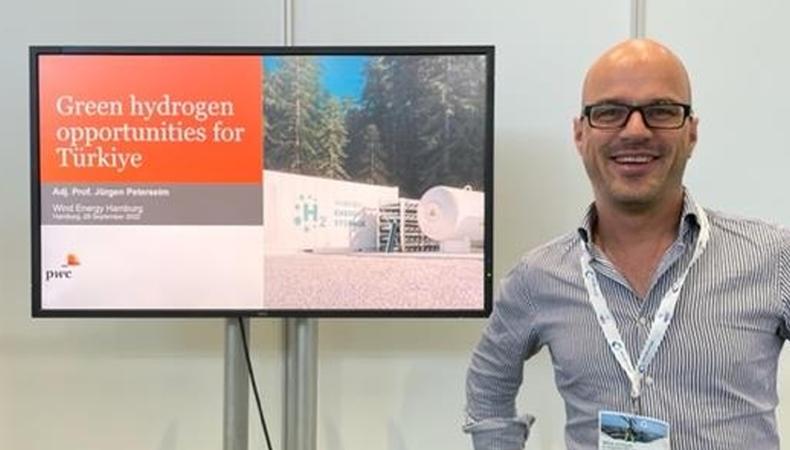 WindEnergy Hamburg Konferans ve Fuarı'nda TÜREB'in "Yeşil Hidrojen İş Modelleri" sunumu