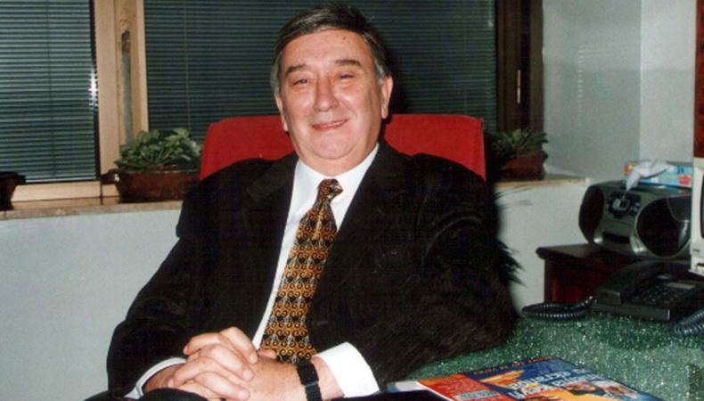 Duayen spiker Bülent Özveren vefat etti
