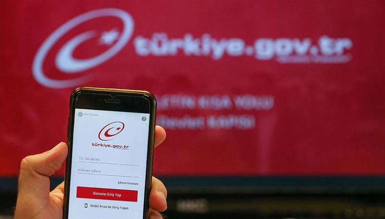 E-Devlet uygulamaları dünyaya örnek gösteriliyor