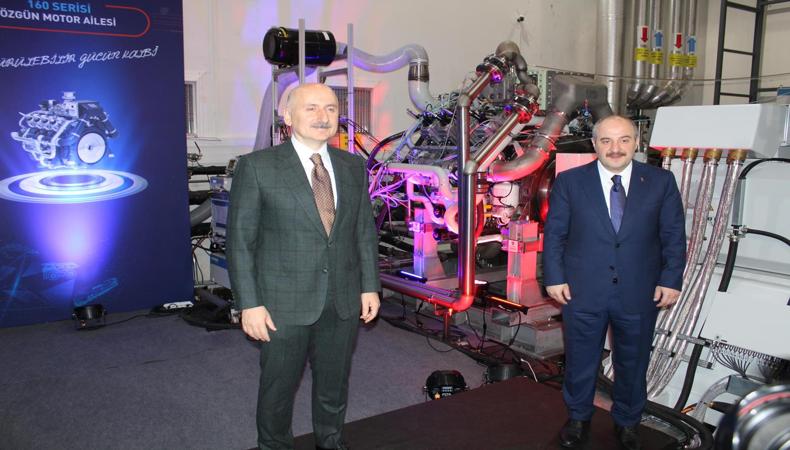 Türkiye'nin ilk yerli tasarım lokomotifi 'Özgün Motor' çalıştırıldı