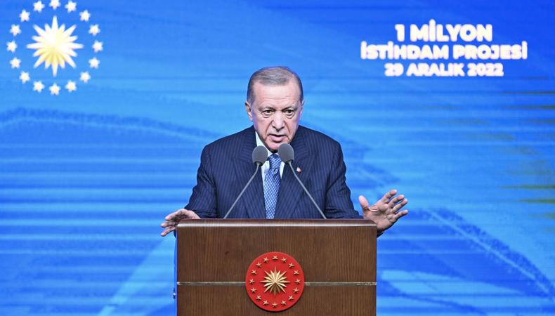 Cumhurbaşkanı Erdoğan: Bilişim alanındaki girişimlere 6 ay geri ödemesiz girişimci kredisi vereceğiz