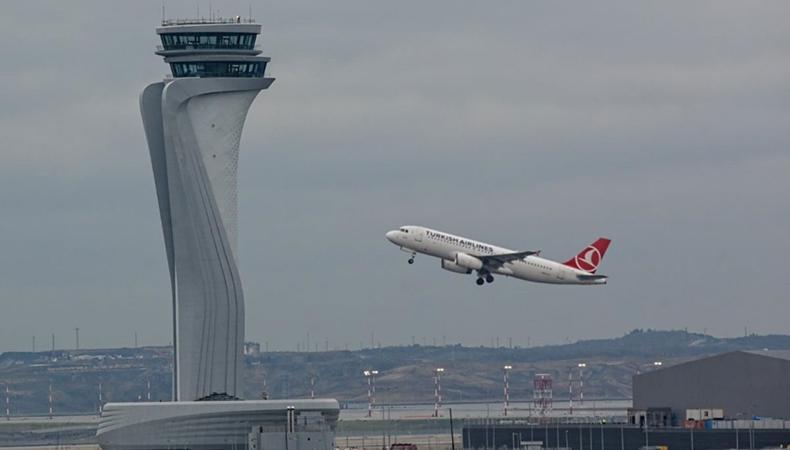 Türkiye'de geçen yıl havaalanlarında 182 milyon yolcu ağırlandı