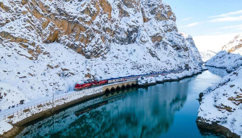 Turistik Doğu Ekspresi'nde yeni güzergah: İlk sefer bugün yapılıyor