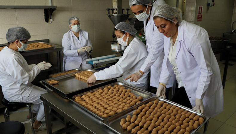 KOSGEB, bu yıl 13 bin kadın girişimciyi destekleyecek