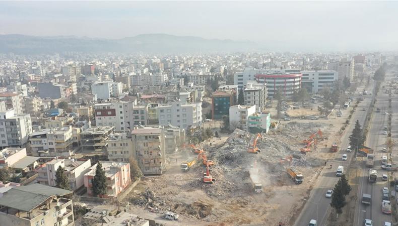 Deprem bölgesinde ekonomik hayata ilişkin düzenlemeler yapıldı