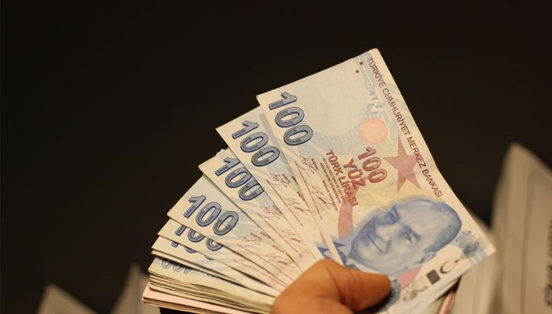 Cumhurbaşkanı Erdoğan: Temmuz'da asgari ücrete ara zam var