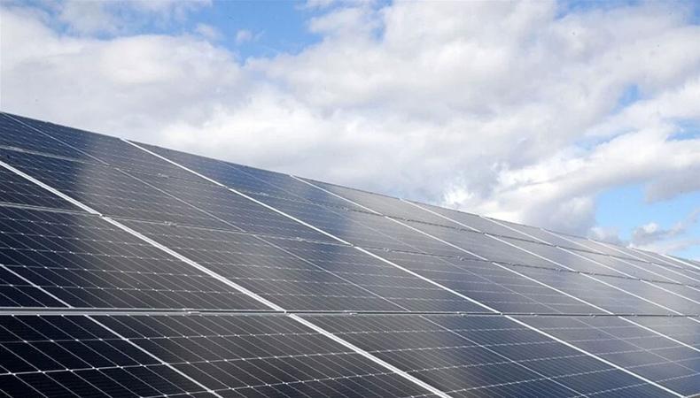 Türkiye'nin güneş enerjisinde kurulu gücü 10 bin megavatı aştı
