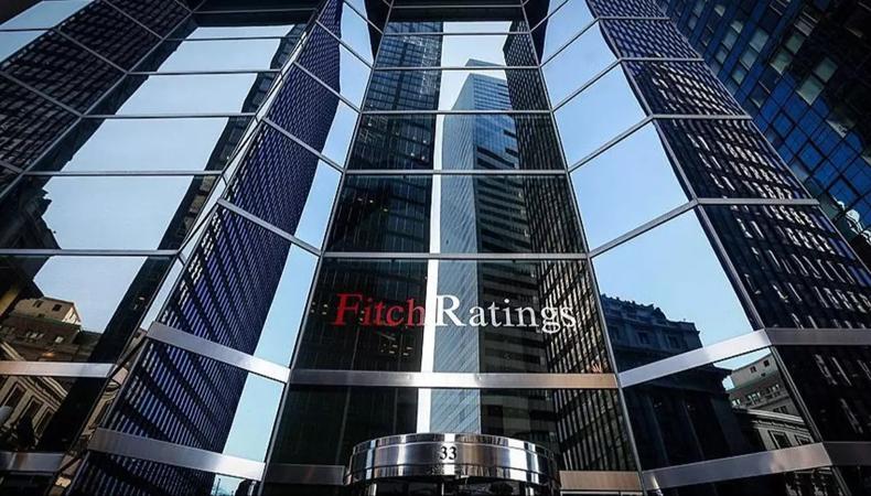 Fitch, Türkiye'nin not görünümünü yükseltti