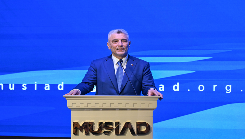 Bakan Bolat: İş dünyamıza ihtiyaç duydukları her türlü desteği veriyoruz