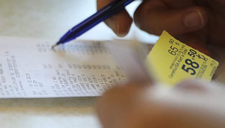 Ticaret Bakanlığı, fahiş fiyat artışı ve stokçuluk yapanlara ceza yağdırdı