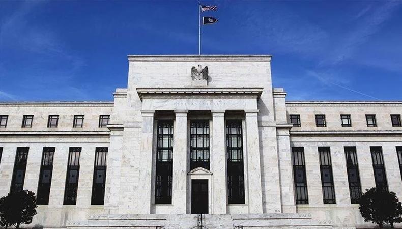 Fed'den kritik 'faiz indirimi' mesajı