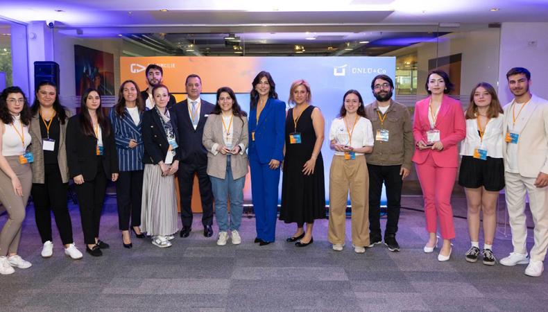 Kadın Teknoloji Girişimcileri Akademisi'nde ilk program tamamlandı