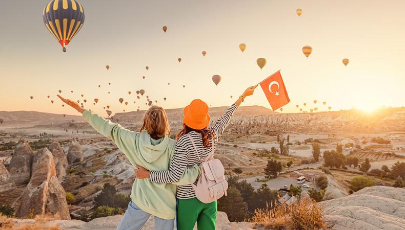 Turist sayısında pandemi öncesi dönem geçildi
