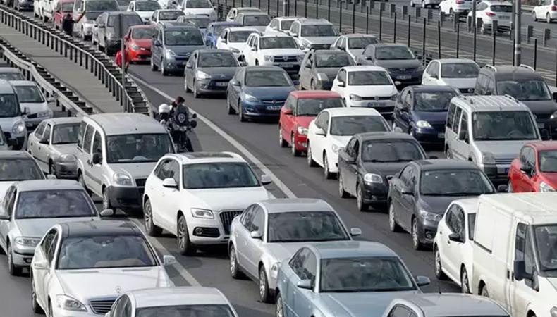 Bayram seyahati için hususi araçlar tercih edilecek